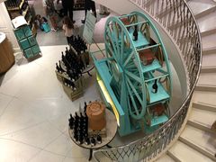 -The Diamond Jubilee Tea Salon at Fortnum & Mason