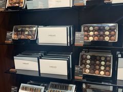 -Laderach 莱德拉(上海环贸iapm店)