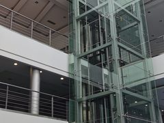 -天津波士信达奔驰4S店(卫津南路店)