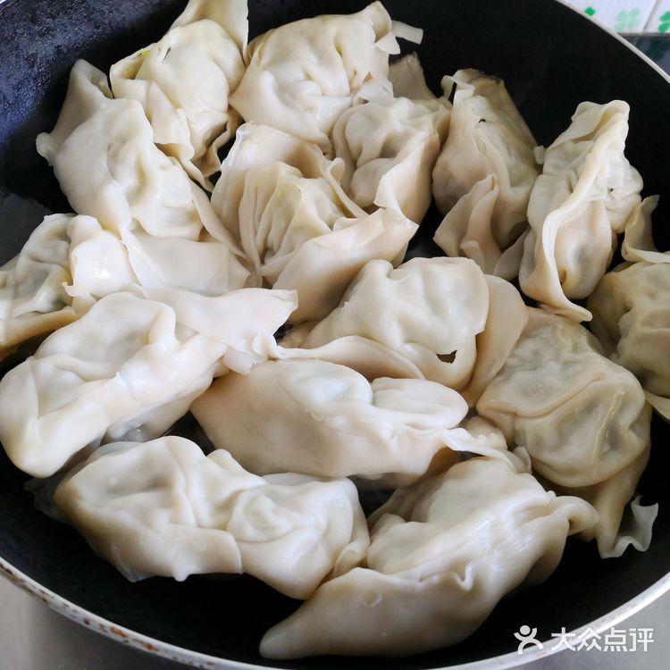 今日早餐：油煎馄饨 早餐时间比较紧张，怎么方便怎么来