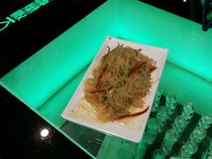 -蓝尊量贩(黄河路店)