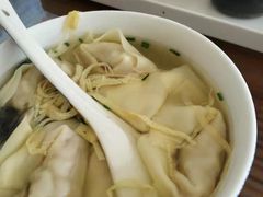 -笑来喜馄饨小笼工坊店(湖滨街店)