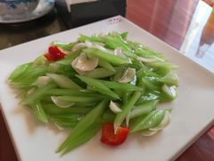 西芹百合-迎宾楼饭庄(窦店)