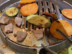 -哈哈碳都·牛肋条无限自助烤肉(台江万达店)
