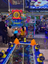 -卡通尼乐园(景枫中心店)