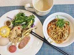 -武汉武昌站街道口华美达安可酒店