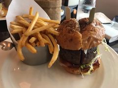 -db Bistro & Oyster Bar by Daniel Boulud(滨海湾金沙店)