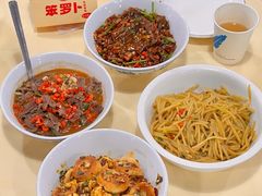 -笨罗卜浏阳菜馆(太平街店)