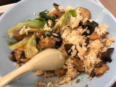 香菇云耳滑鸡饭-红荔村肠粉(燕南店)