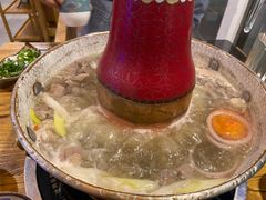 -毛辣果·贵州红酸汤牛肉火锅(西单店)
