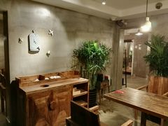 -HIGH FIVE哈福手工汉堡(桂林路店)