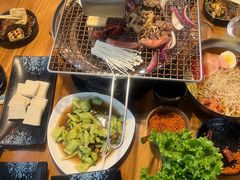 -合易泓烤肉·海肠捞饭(火车站店)