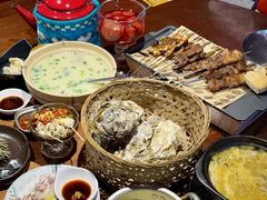 -蚝堡海鲜·威海菜·海肠捞饭·烧烤·亚洲吃蚝公司(幸福门店)