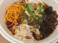 -那家老院子东北菜·饺子·小鸡炖蘑菇(艳华街店)