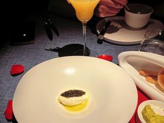 -弦月窗LUNETTE BY AMANDA(复兴路店)