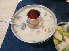 酸辣椰奶鸡肉汤-金越轩(江南坊店)