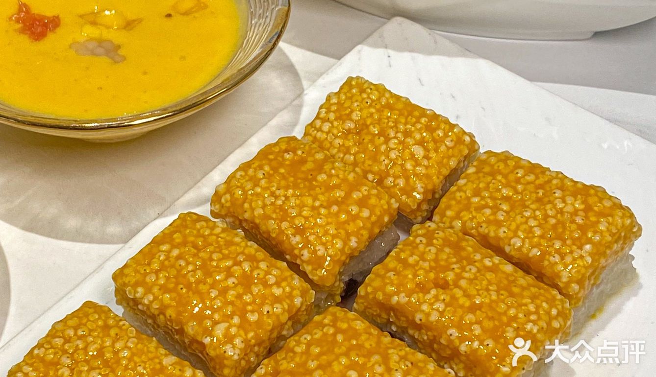 男朋友带我来的，炫了4碗儿大米饭！