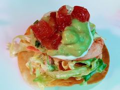 鲜虾牛油果塔塔-Famous肥猫墨西哥音乐餐吧(五棵松华熙LIVE店)