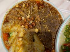 -犇逸·乐山跷脚牛肉·四川现炒(览海店)