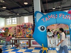 -蒙特利亲子乐园