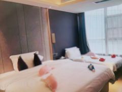 -麗枫酒店(深圳机场福永地铁站店)
