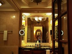 -广州富力丽思卡尔顿酒店