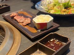 -铭牛烧肉·和牛海鲜自助(高新月牙湖店)