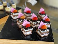 -汇泉王朝大饭店-旋转餐厅(南海路店)