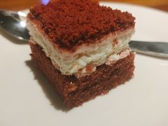 红丝绒蛋糕-和彩放题餐厅(酒仙桥店)