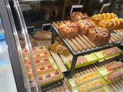 -胖东来生活广场(健康路店)