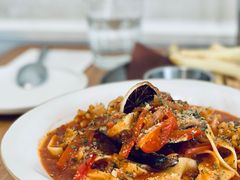 番茄海鲜宽面-A30 BISTRO