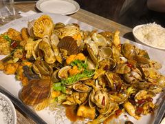 -嗨辣小聚·盘锦河蟹·海鲜烧烤龙虾(盘锦十年好店)
