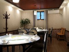 -姜君·千岛湖鱼头馆(浦东大道店)