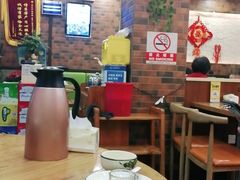 大堂-鱼众不同·鸡公煲·烤全鱼(国顺路店)