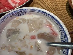 -巴卤社老火锅(财富店)