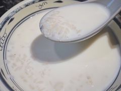 手工奶白酒-热火朝天鲜切牛肉火锅(南强街巷店)