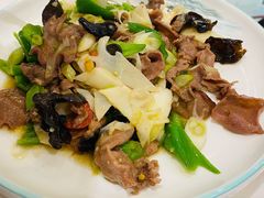 炒牛舌-犇逸·乐山跷脚牛肉·四川现炒(览海店)