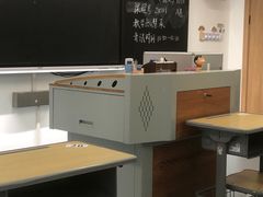 -上海市经济管理学校