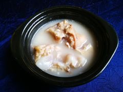 黄豆猪爪汤-马勒别墅·中餐厅