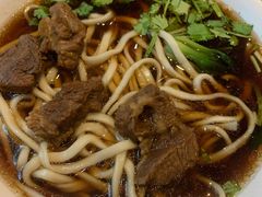 -清真吴记门钉肉饼·喜多利