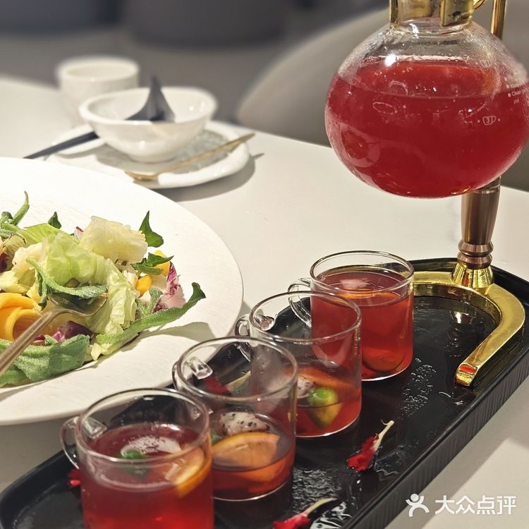 仓库不接地气，反而在天空？