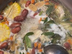 -东记炭炉·海鲜鸡煲(龙华店)