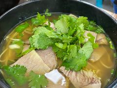 咖喱牛肉面-万寿斋(山阴路店)