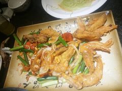 -靠山屯东北农家菜(八龙桥雅苑店)