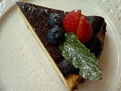 -青岛香格里拉·鱼跃地中海西餐厅