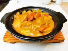 葡国咖喱猪排煲-肥仔文澳门猪骨煲(南京西路店)