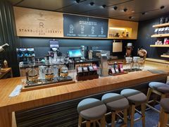-星巴克臻选(国贸商城首店)