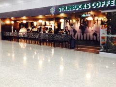 -星巴克(浦东机场T2到达店)
