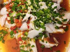 葱香木乃鱼-鱼你相聚·河鲜馆(袁家岭店)