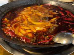 -黄潇洒老火锅(九眼桥宏济巷店)